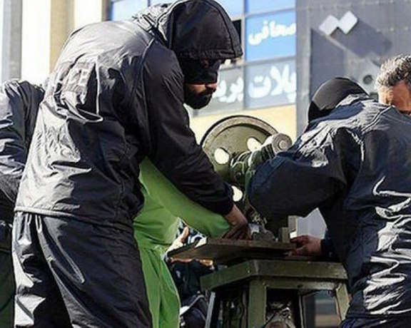 قوه قضاییه از اجرای حکم قطع دست دو متهم به دزدی در اصفهان خبر داد