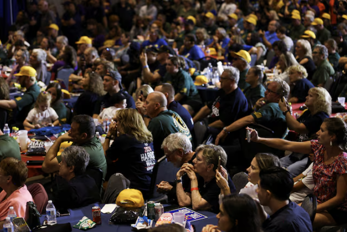 تجمع انتخاباتی روز کارگر حامیان کامالا هریس  