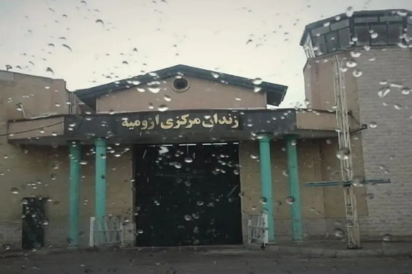 Two political prisoners sentenced to death as Iran’s execution rate soars