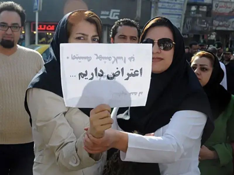 دبیرکل خانه پرستار: حدود ۷۰ هزار پرستار تمایلی به کار ندارند