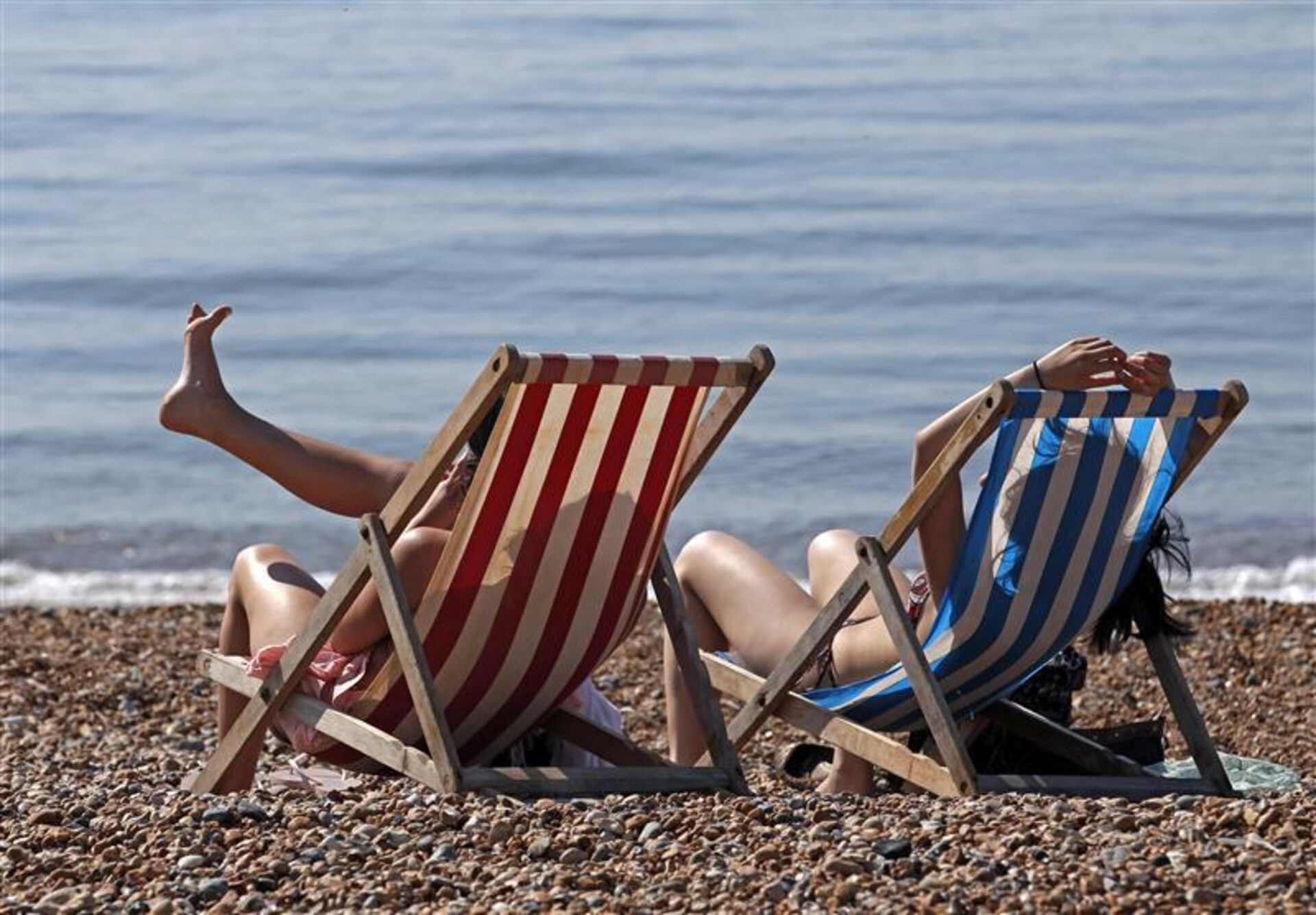 یک پناهجوی ایرانی و دو پناهجوی مصری در بریتانیا متهم به تجاوز گروهی به یک زن شدند