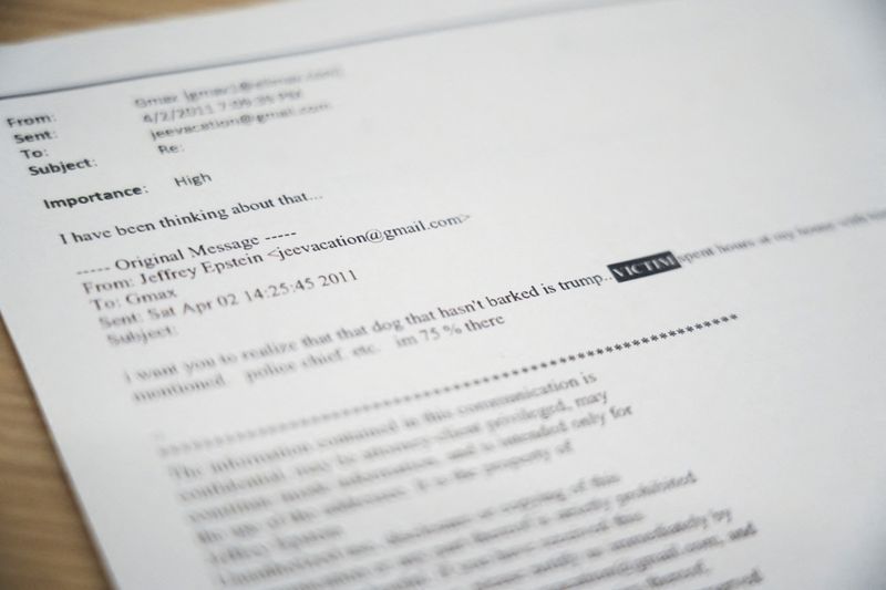 کاخ سفید انتشار ایمیل اپستین درباره ترامپ را «لکه‌ننگ دموکرات‌ها» خواند