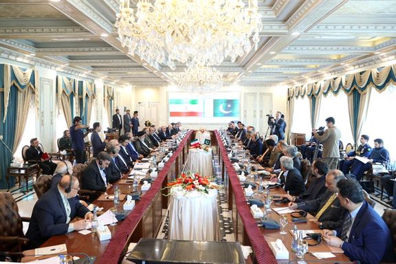Iranian President Ebrahim Raisi and his delegation during a meeting with Pakistani officials in Islamabad, April 22, 2024