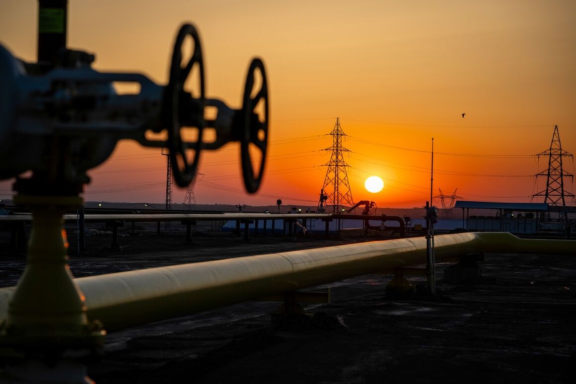 China’s Iranian oil imports dip in July on sluggish demand - Bloomberg