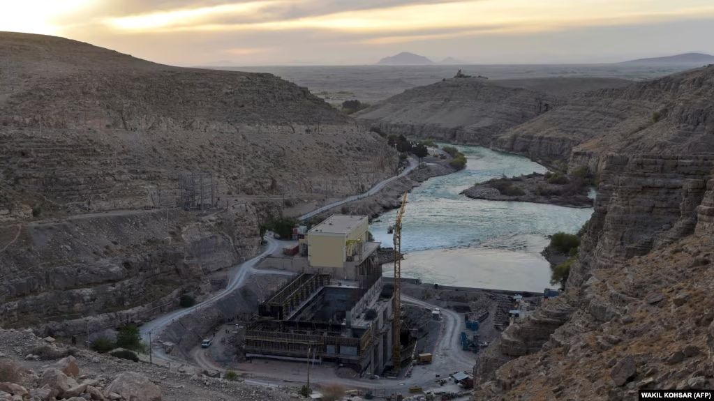 طهران: بدء ملء سد "باشدان" في أفغانستان انتهاك لـ"الحقوق العرفية"