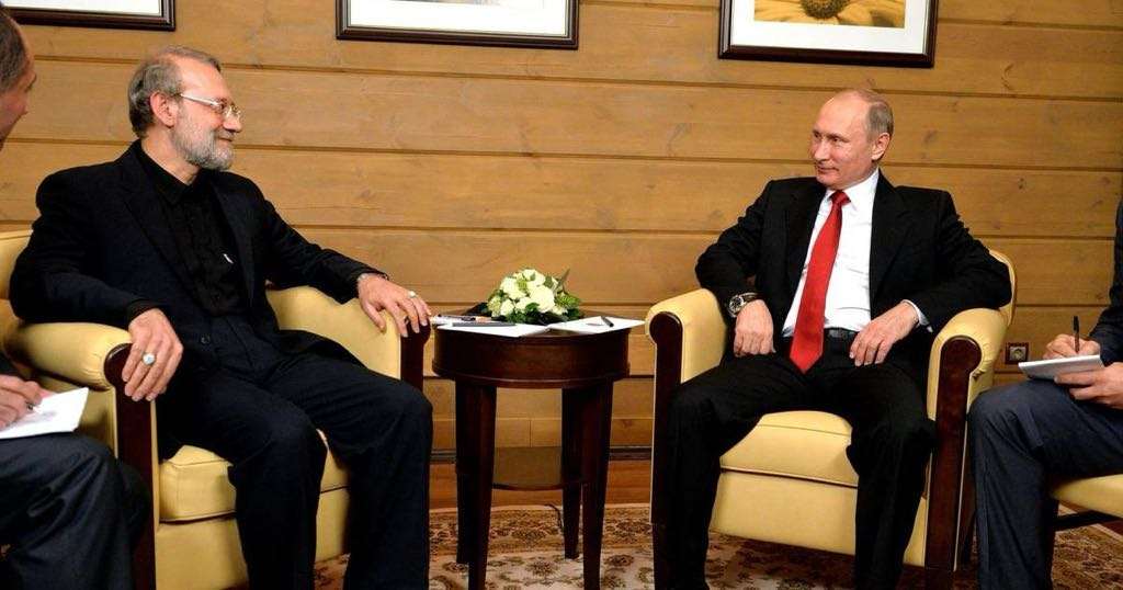 "الكرملين": بوتين ولاريجاني ناقشا البرنامج النووي الإيراني