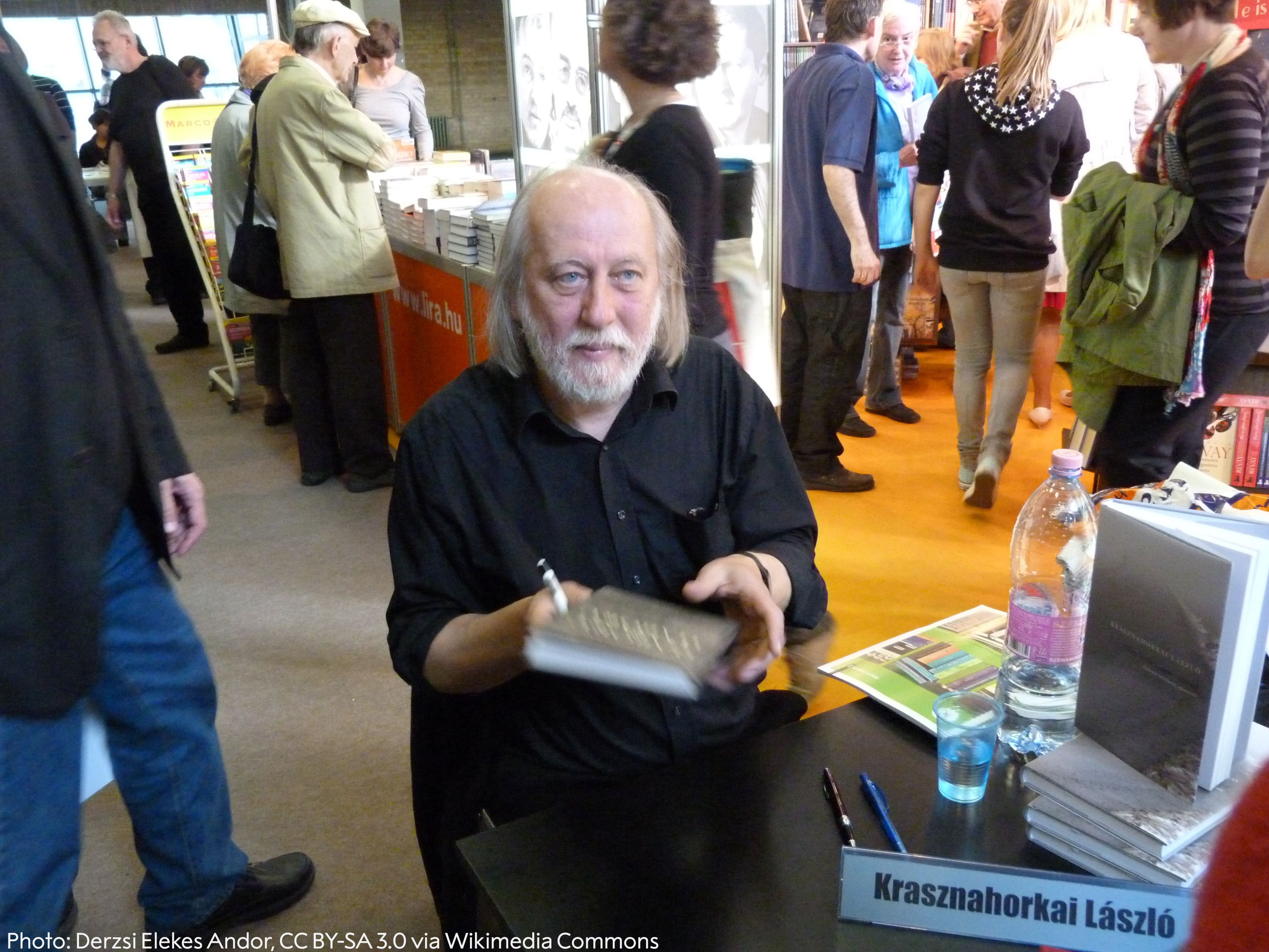 لاسلو کراسناهورکایی، نویسنده مجارستانی، برنده جایزه نوبل ادبیات شد