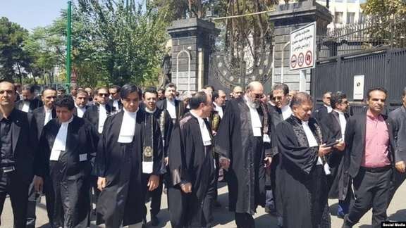 A protest by Iranian lawyers