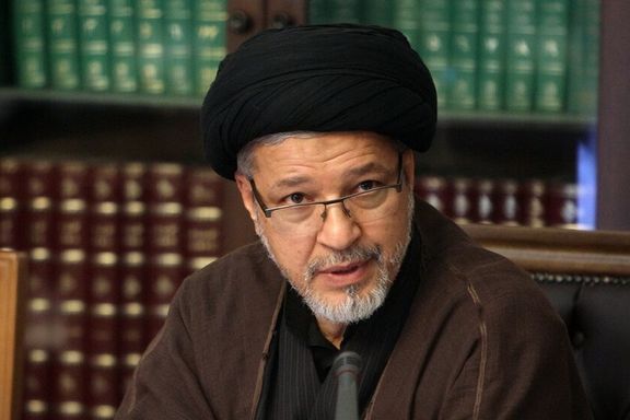 دبیر پیشین شورای عالی انقلاب فرهنگی: فضای مجازی انسان را دوتمایلی کرده است