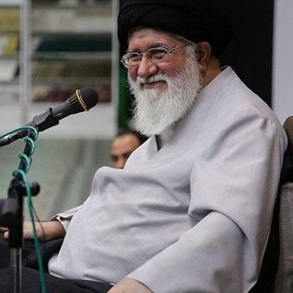 علمالهدی، نماینده خامنهای: کمآبی با تجمع حل نمیشود، تجمع باید در نماز باران انجام شود