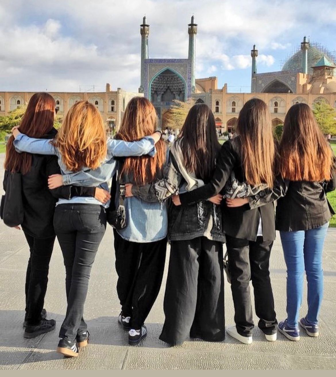 Some Iranian women unveiling in public (March 2023)