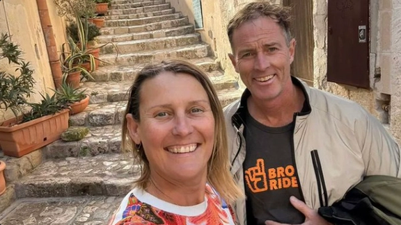 عکس از سازمان HostageAid (یاری به گروگانها)