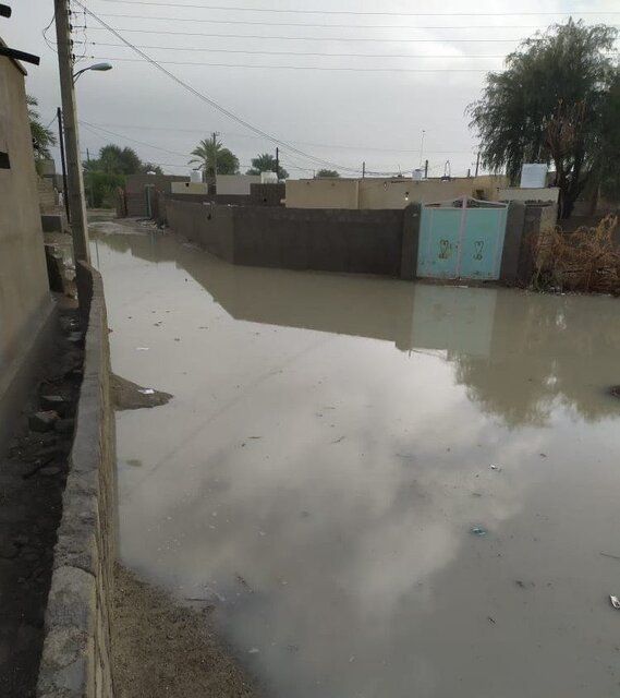 سیل دوباره در استان سیستان و بلوچستان؛ ۱۷ روستای کنارک در محاصره آب و گل قرار گرفتند