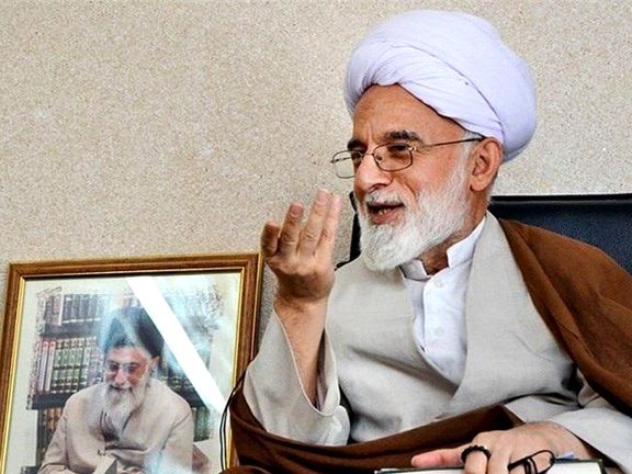 دری نجفآبادی: کسانی که مهاجرت میکنند از سرزمین «حضرت علی» به «سرزمین ترامپ» میروند