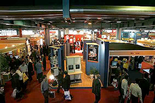 معرض "دولي" للاتصالات في طهران بحضور دولة أجنبية واحدة فقط