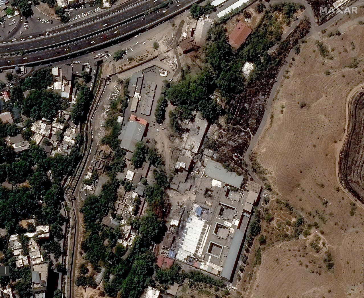 زندان اوین زیر آتش؛ کدام‌یک از بخش‌های زندان هدف حمله اسرائیل قرار گرفت؟ 