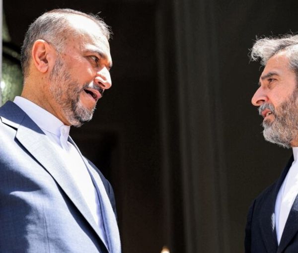 وثيقة مسربة: الخارجية الإيرانية تعقد اجتماعا لإدارة أزمة الطائرات المسيرة في أوكرانيا