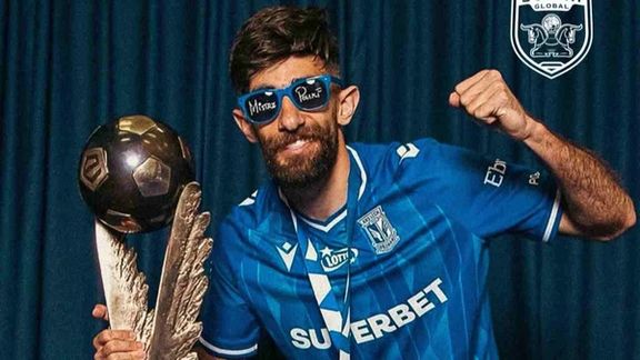 علی قلیزاده: بازی برای پرسپولیس را دوست دارم ولی با لخ پوزنان قرارداد دارم