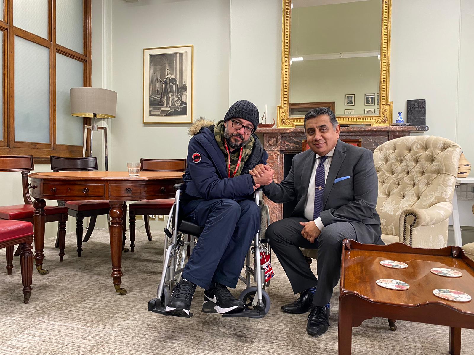 وحید بهشتی در شصت‌ودومین روز اعتصاب غذا با معاون وزیر خارجه بریتانیا دیدار کرد