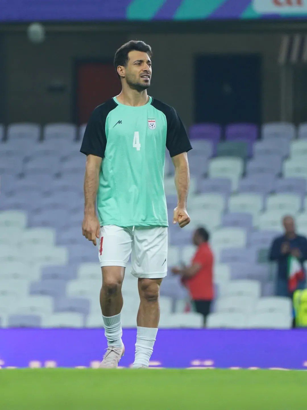 دفاع تراکتور از شجاع خلیل‌زاده با کنایه به مهدی طارمی و میلاد محمدی