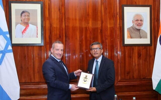 مدیرکل وزارت دفاع اسرائیل «تجربه جنگ» در ایران را با مقام‌های هندی به‌اشتراک گذاشت