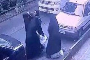 دختر قربانی گشت ارشاد: ماموران طوری من را زدند که تا چند روز نمیتوانستم غذا بخورم