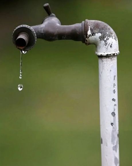 محافظ طهران: نحن في وضع حساس ومعقد فيما يتعلق بالموارد المائية