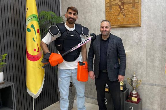 علیرضا بیرانوند، در دوران محرومیت از فوتبال، عضو افتخاری هیئت رئیسه فدراسیون هاکی شد