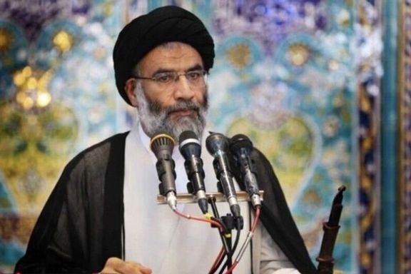 امام جمعه اهواز: نباید به افراد بیحجاب خدمات اجتماعی بدهید