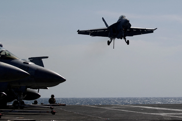 کانال ۱۳ اسرائیل: تلآویو برآورد میکند آمریکا به ایران حمله خواهد کرد