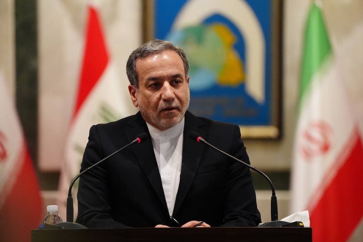 عراقچی: مذاکرات جمهوری اسلامی و آمریکا با میانجی‌گری پاکستان و قطر به طور مستمر ادامه دارد