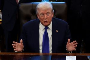 مذاکره و تسلیم یا جنگ؛ ترامپ کدام گزینه را در مقابل جمهوری اسلامی برمیگزیند؟