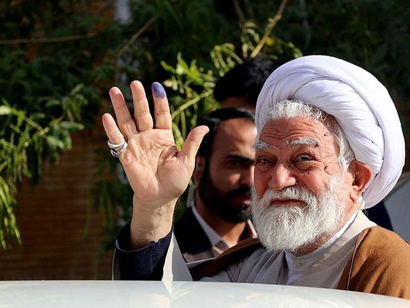 نماینده سابق مجلس خبرگان: هر چیزی کم شود میگویند ریشهاش آخوند است