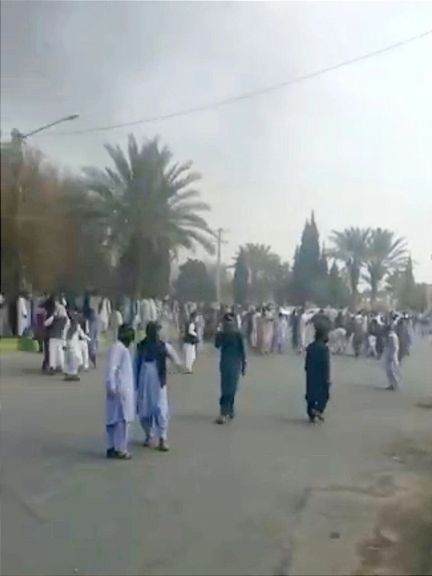 تفاصیل جديدة عن احتجاجات بلوشستان إيران.. ومطالبات للنظام بالرد على مقتل 16 شخصا