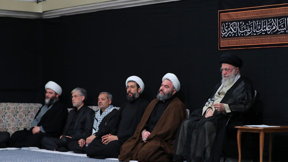 پیش از اولین سخنرانی علی خامنهای در روز اول نوروز، مراسم عزاداری برگزار شد
