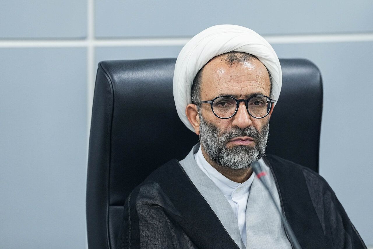 Iran lawmaker calls cabinet opposition to 'infiltration' report illegal