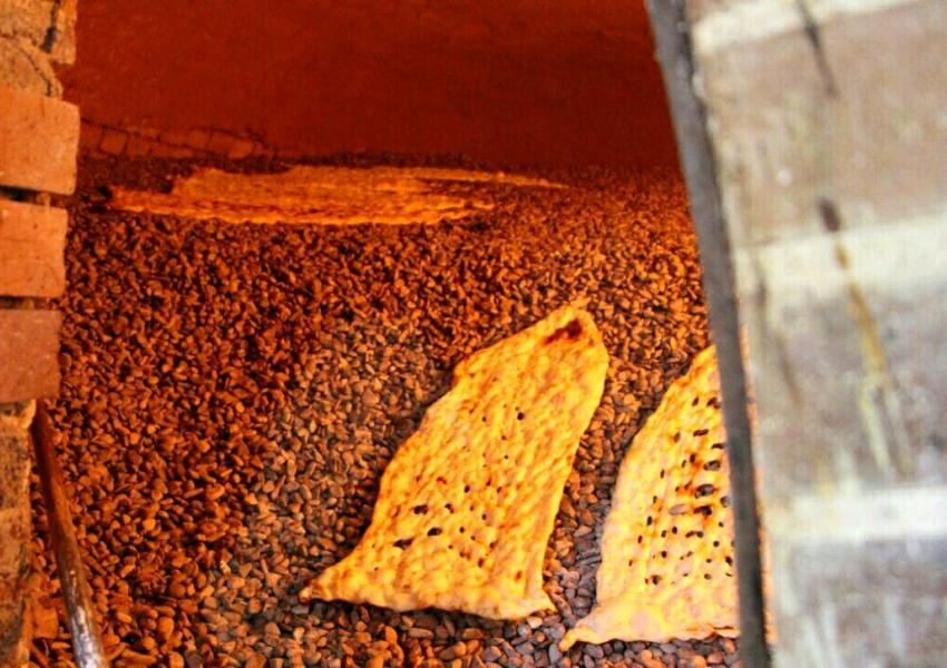 "التخطيط والميزانية": توقعات بوضع الخبز على بطاقات الدعم الحكومي
