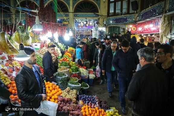 Shoppers at Tehran Bazaar in December.