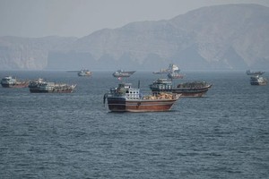قیمت نفت افزایش یافت؛ غولهای نفتی خلیج فارس ذخایر خود را در آسیا گسترش میدهند