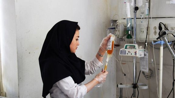 شیوهنامه اجرایی پوشش دانشجویان علوم پزشکی: هرگونه پوشش کوتاه یا تنگ و جلو باز ممنوع است