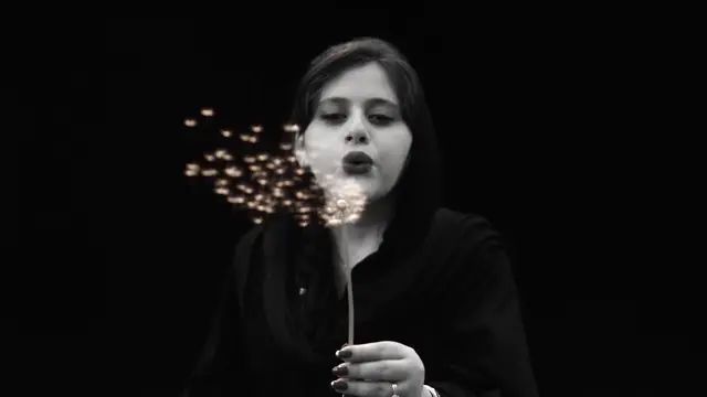Mahsa’s dandelion: step by step through Iran's Woman, Life, Freedom