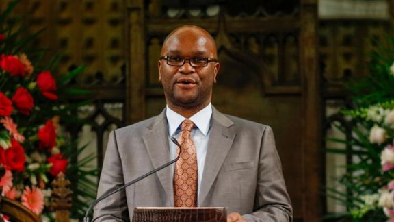 جسد سفیر آفریقای جنوبی در پایین هتلی در پاریس کشف شد