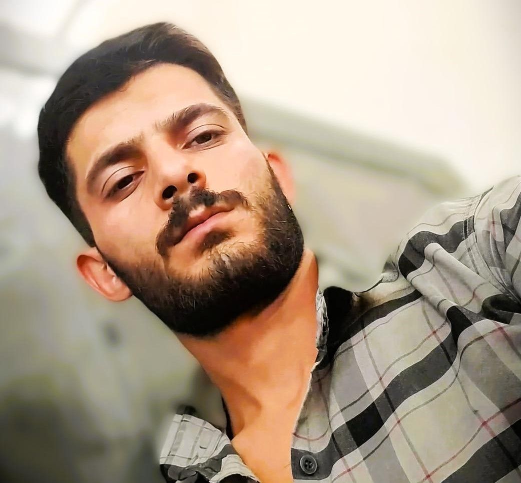 بعد تعرضه للتعذيب ومحاكمة لم تستغرق سوى بضع دقائق.. الحكم على سجين سياسي بالإعدام في إيران