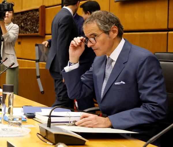 غروسي: احتياطيات إيران من اليورانيوم المخصب زادت بمقدار الربع في 3 أشهر