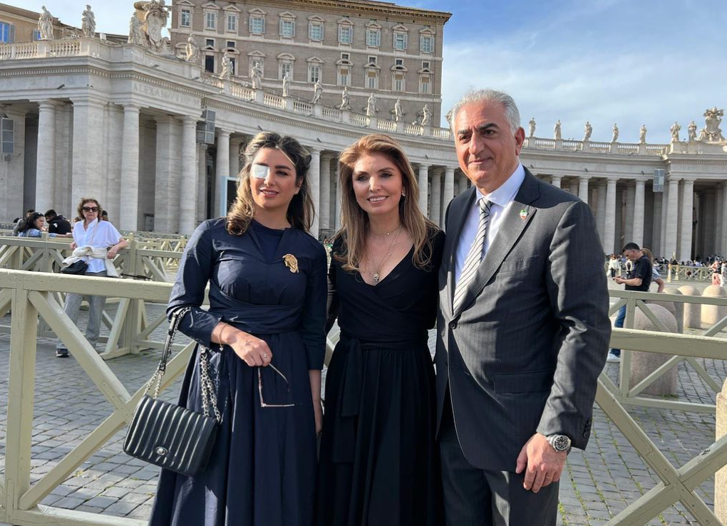 Iran’s exiled prince Reza Pahlavi (right), his wife Yasmine (center) and Elaheh Tavakolian, a protester who lost one of her eyes to shotgun pellets fired by the Islamic Republic’s security forces, April 27, 2023 