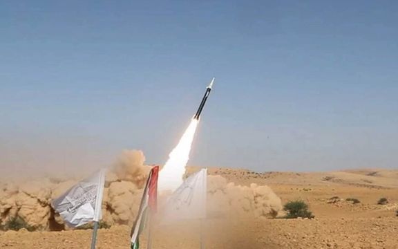 سخنگوی حوثیها: در حمله جدید به اسرائیل از موشک مافوق صوت فلسطین-۲ استفاده کردیم