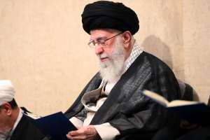 خامنهای به همراه خانوادهاش در پناهگاهی زیرزمینی در لویزان مخفی شده است