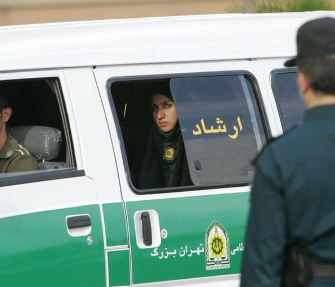 اللجنة القضائية في برلمان إيران تؤكد توقيف النساء على خلفية مشروع قانون "الحجاب والعفة"