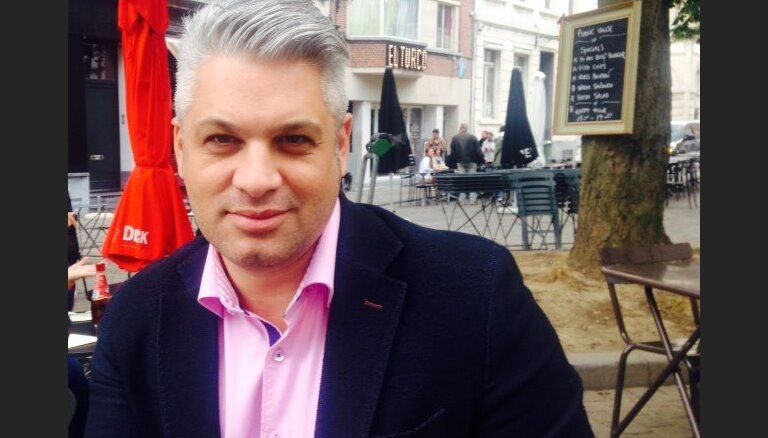 مشاور یک فراکسیون پارلمان اتحادیه اروپا به لابیگری برای جمهوری اسلامی، روسیه و قطر متهم شد