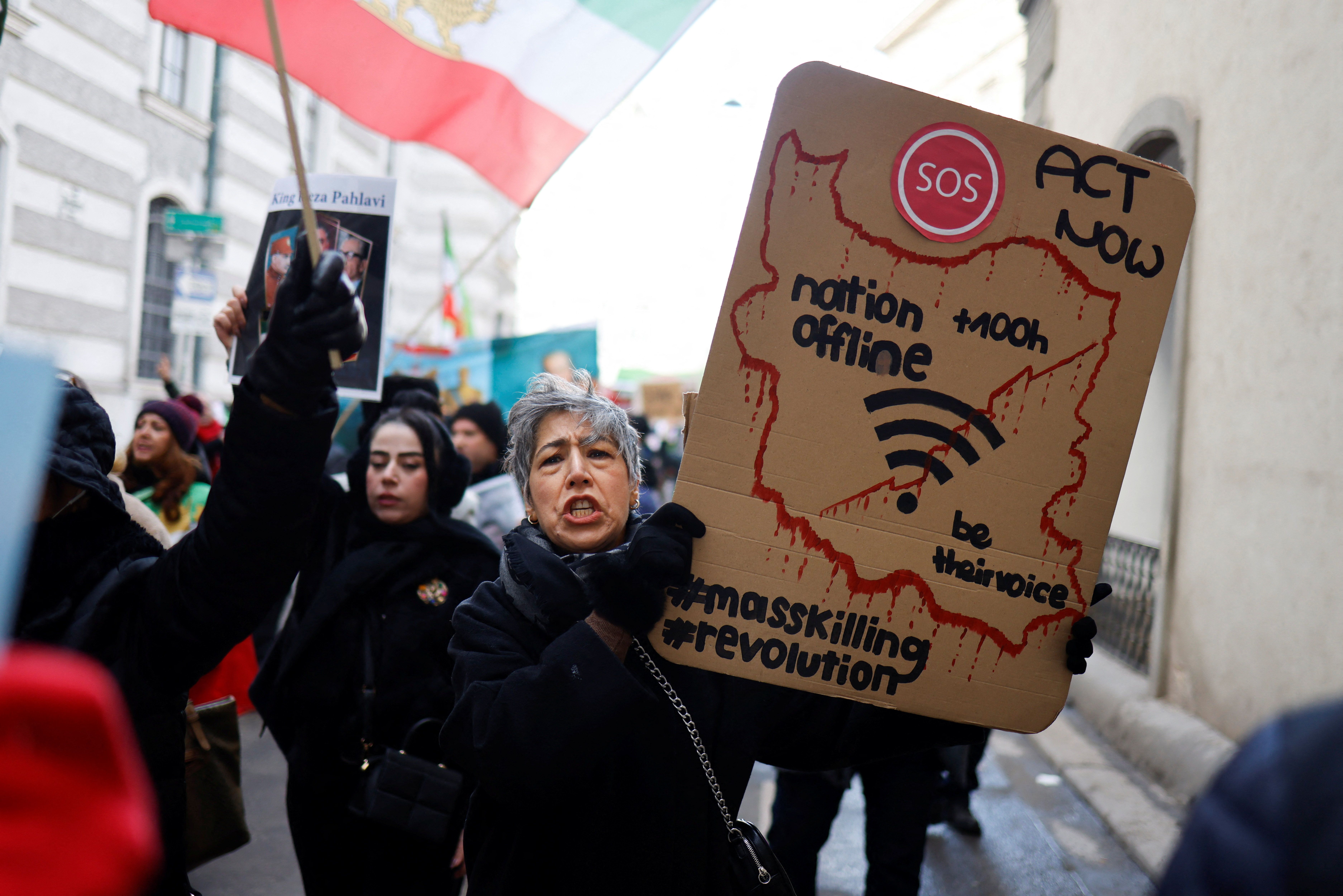 روایت نشریه ال‌پائیس از ایرانیان پس از سرکوب: «هیچ‌کس به ما اهمیت نمی‌دهد»